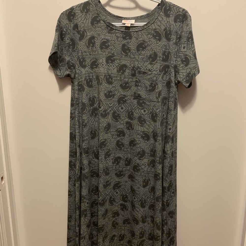 LulaRoe Mickey Carly dress
